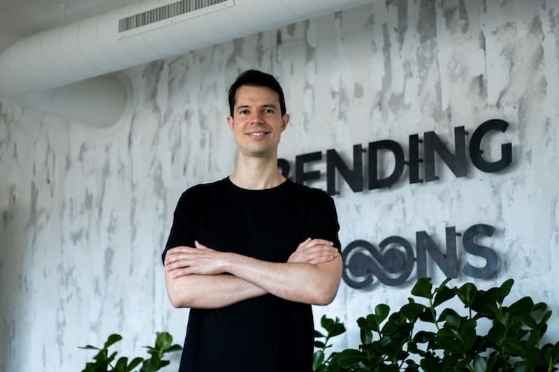 Talianska firma Bending Spoons ide na Nasdaq. Má 1000 cieľov na kúpu